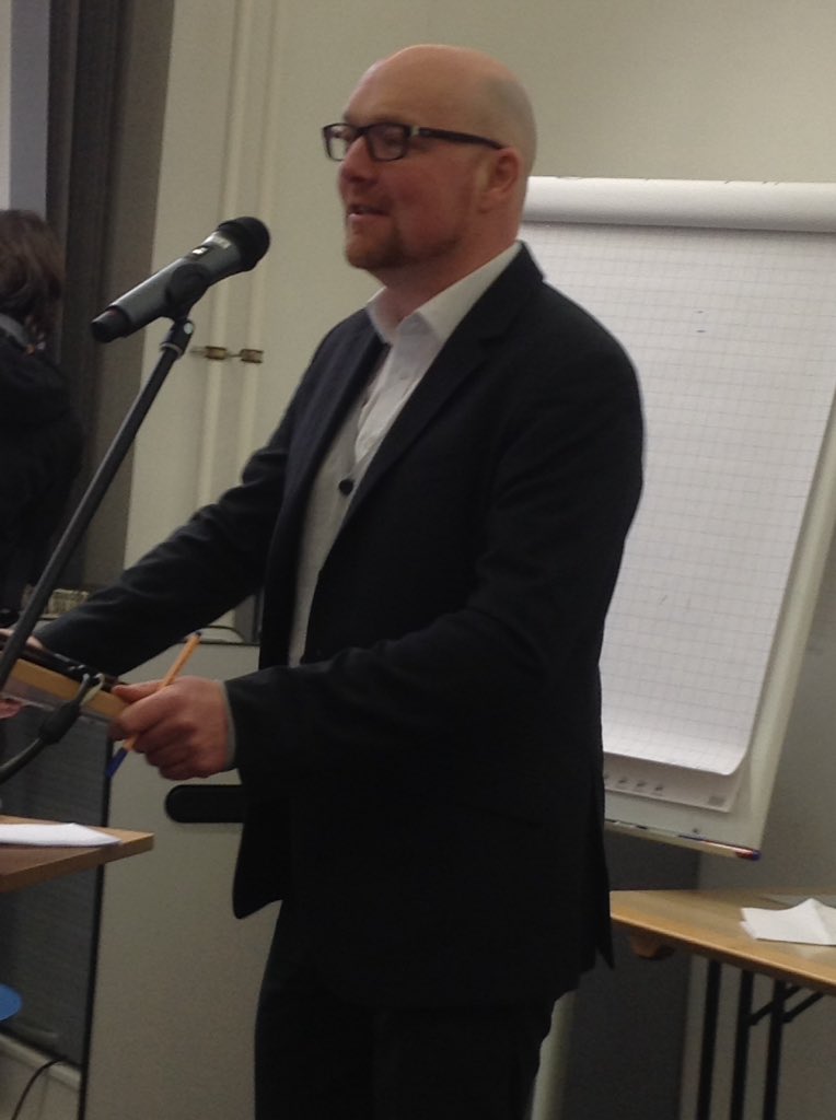 Dominic Orr bei seiner Keynote anlässlich des Startworkshops von OERinfo in Frankfurt/main. Foto unter CC BY 4.0 von Christine Schumann, DIPF