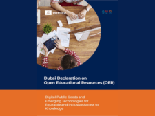 Titelblatt der Dubai Declaration on Open Educational Resources, Hintergrund 3/4 dunkelblau, 1/4 orange